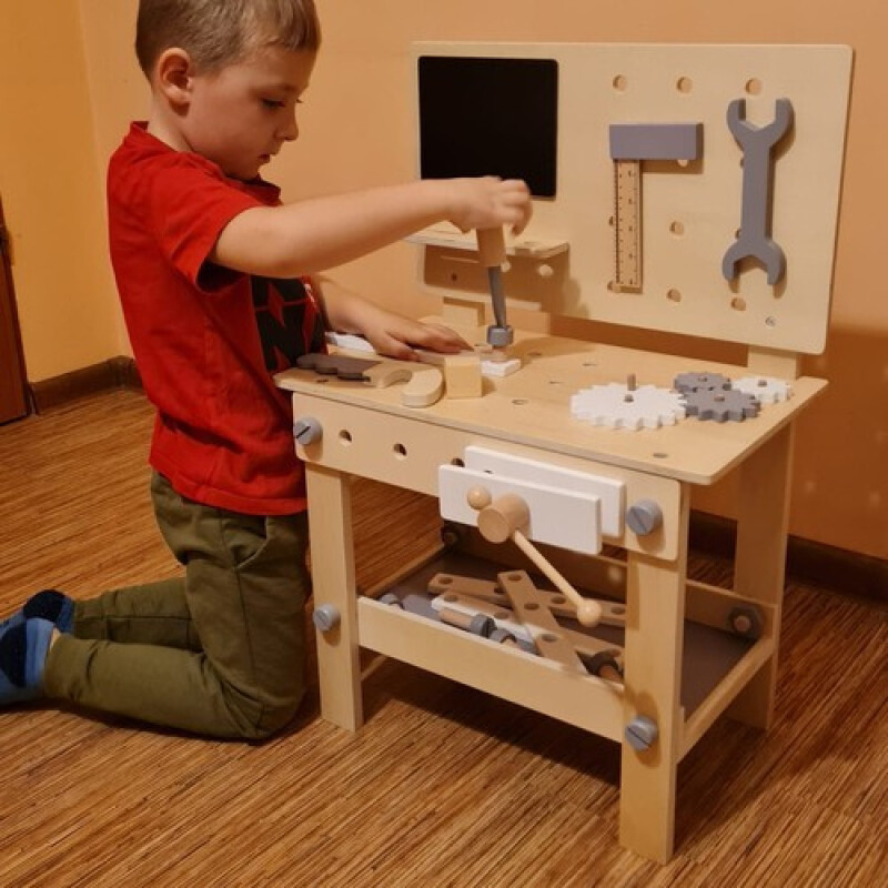 Vaikiškos dirbtuvės su instrumentais