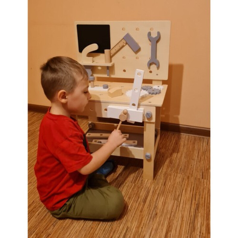Vaikiškos dirbtuvės su instrumentais