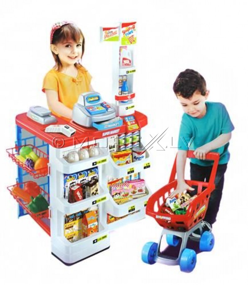 Bērnu lielveikals ar grozu un pārtikas produktiem