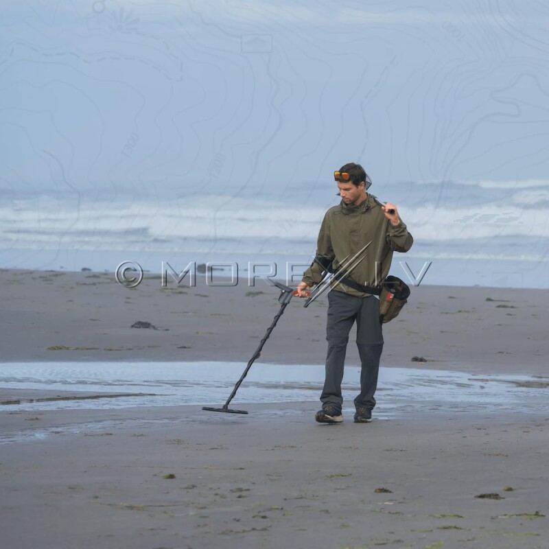 Metalo detektorius Minelab Vanquish 560