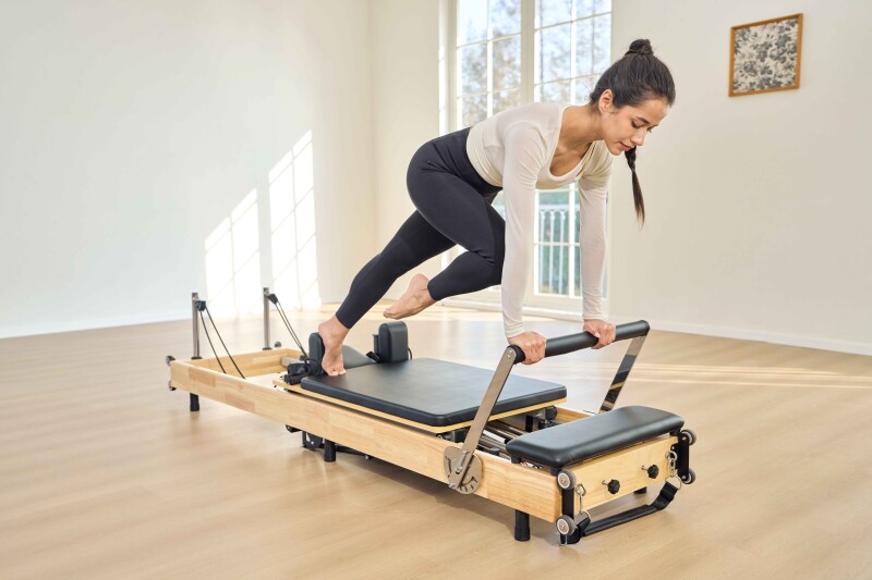 Sulankstomas medžio masyvo Pilates reformeris 60R