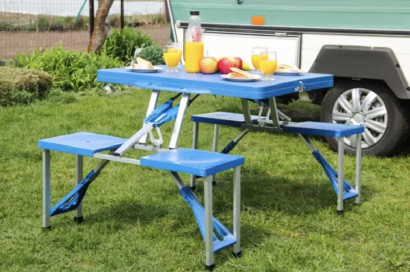 Fold-In-Half Table 84x64,5cm + 4 chairs