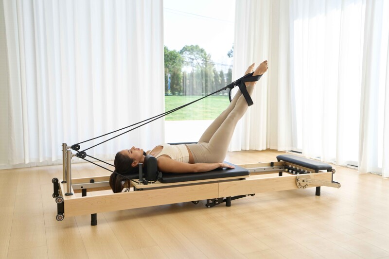 Sulankstomas medžio masyvo Pilates reformeris 60R