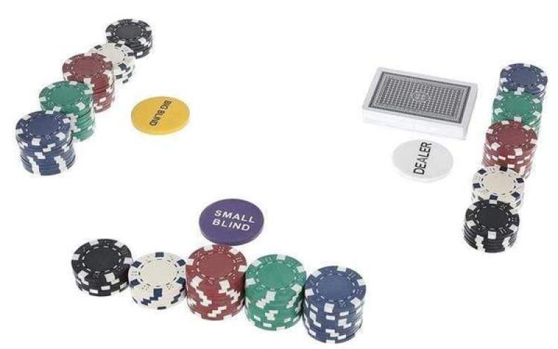 Комплект для покера 300 жетонов + Кейс