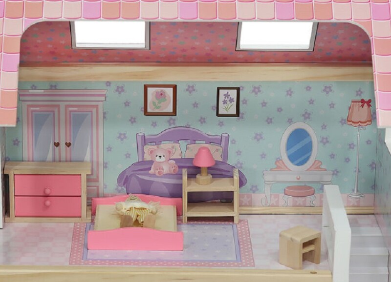 Деревянный дом для кукол с мебелью и террасой (00006858)